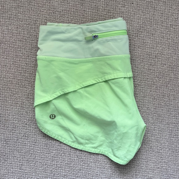 Lululemon Speed Up Low-Rise Shorts 2” - Picture 5 of 5